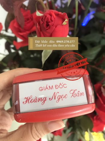 Dấu chức danh Giám đốc Hoàng Ngọc Tân